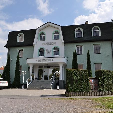 Hotel Wertheim Praha Bagian luar foto