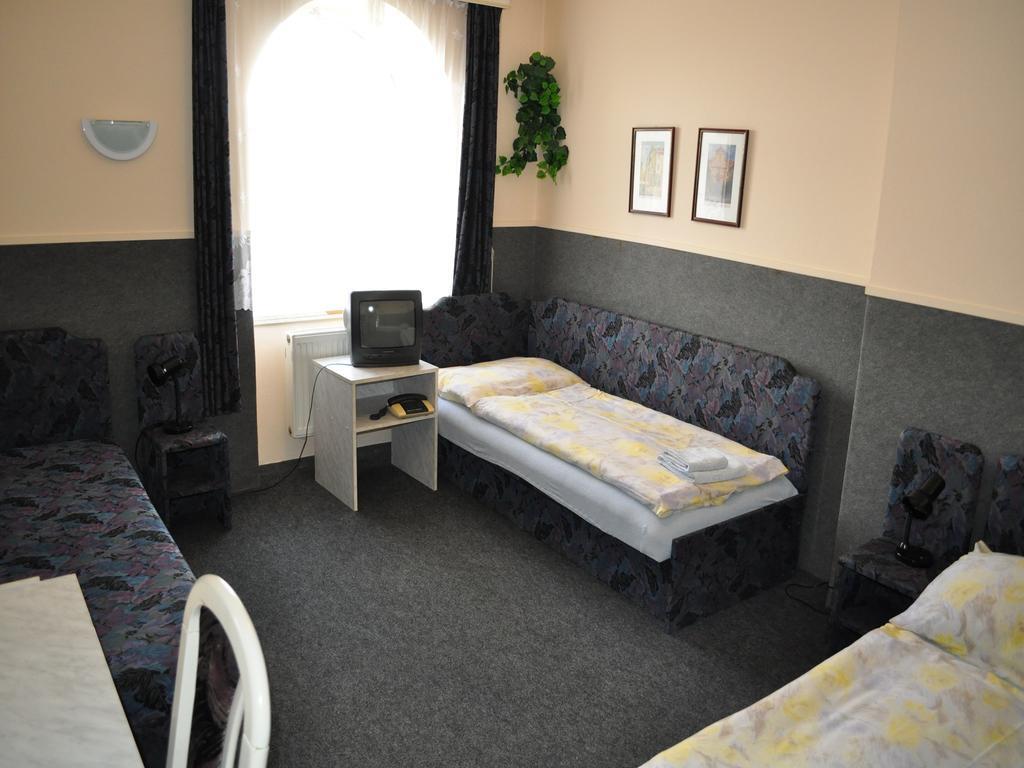 Hotel Wertheim Praha Ruang foto